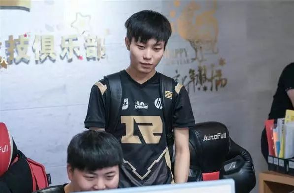 例子是 例子是