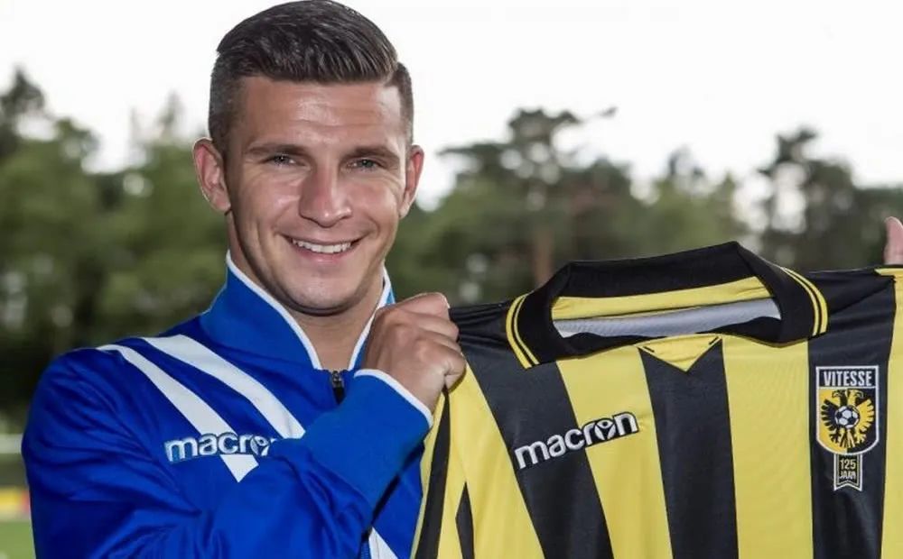 替补球员的 替补球员的