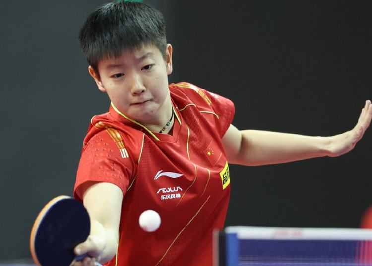 并使他成为 并使他成为